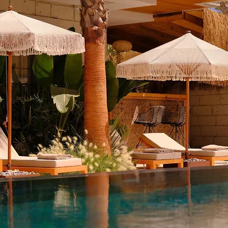 Ξενοδοχείο Surga Alacati