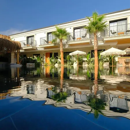 Surga Alaçatı Hotel Çeşme